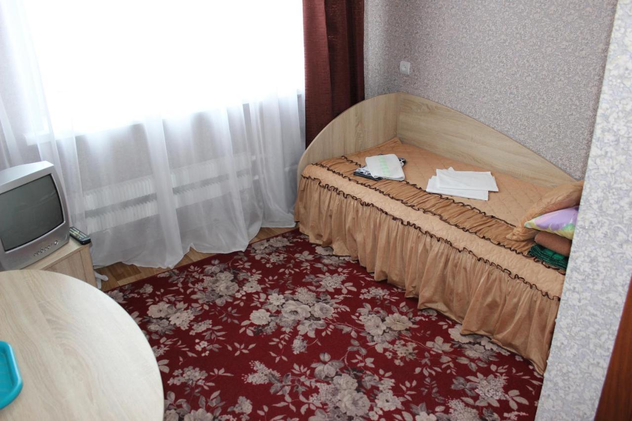 Dinamo Hotell Gomel Eksteriør bilde